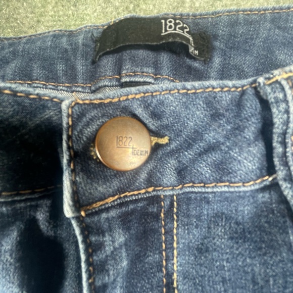 1822 Denim Blue Skinny Jeans with Button-Hem Detail - Picture 3 of 10